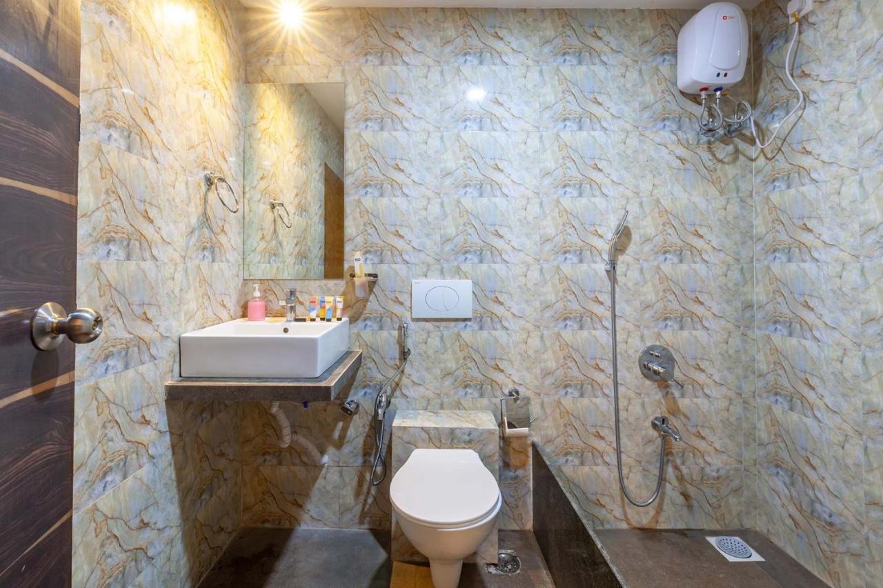 Stayvista'S Vine & Splash - Riverside Villa With An Infinity Pool And Indoor Games كارجات المظهر الخارجي الصورة